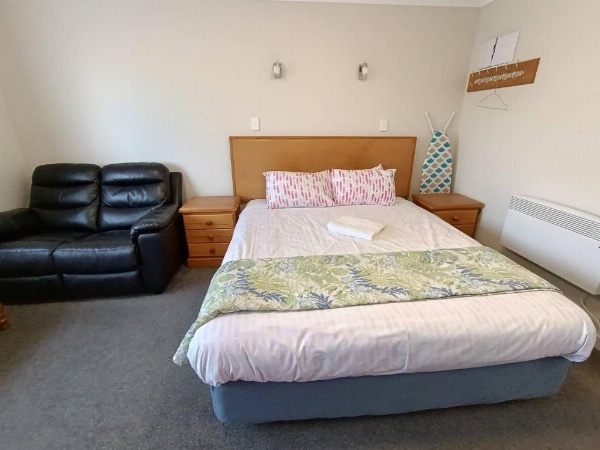 Bayfield Motel and Apartment image 10