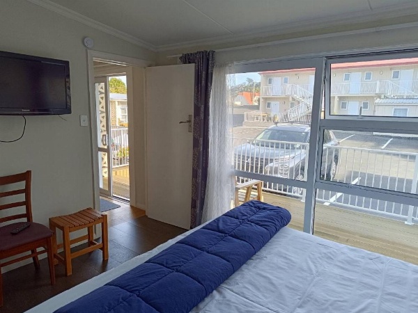 Bayfield Motel and Apartment image 23