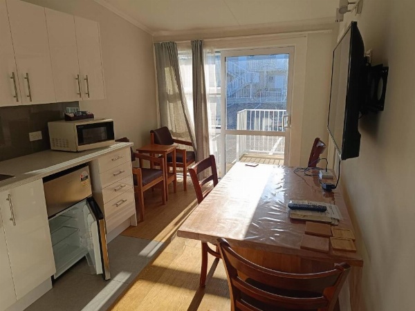 Bayfield Motel and Apartment image 25